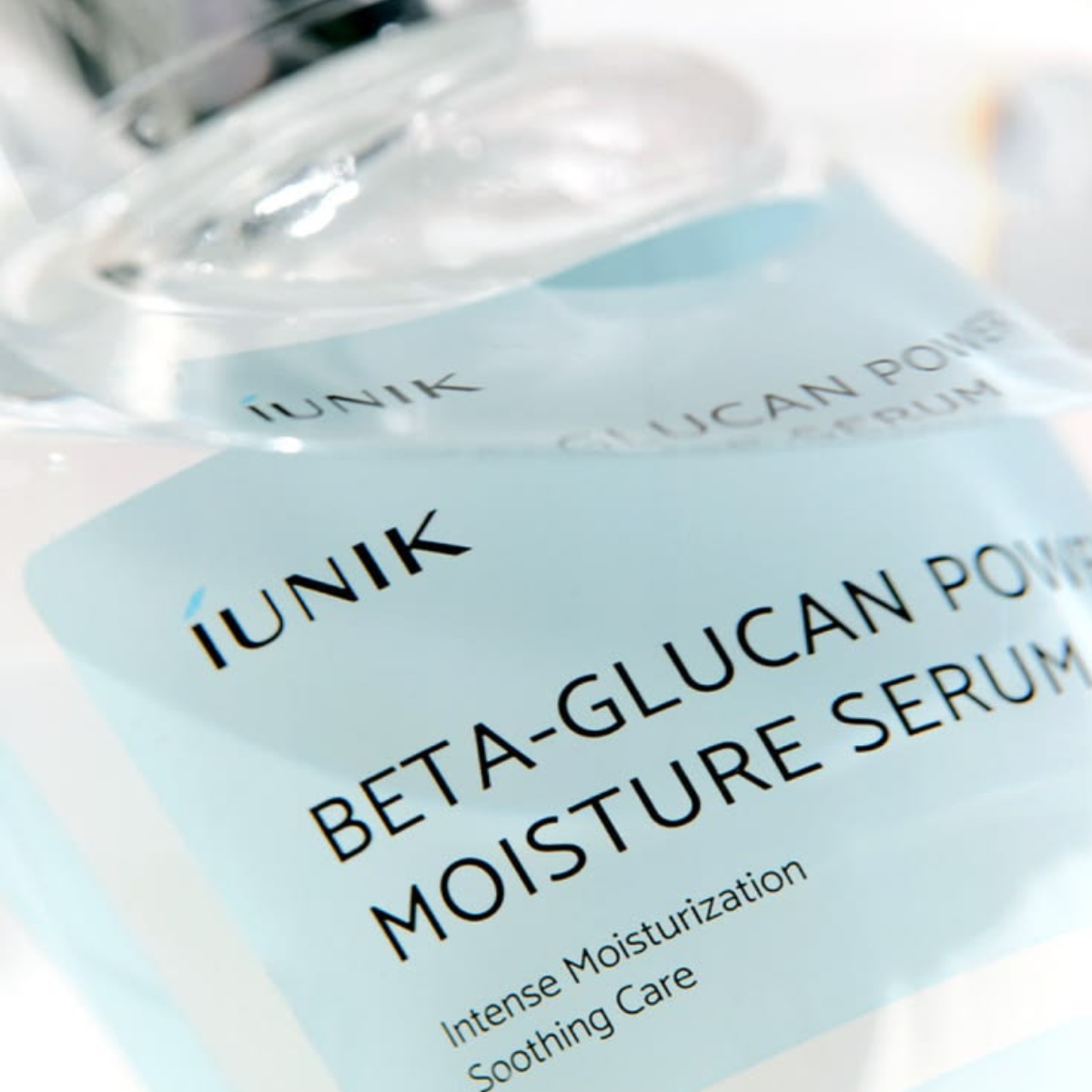 iUNIK Beta Glucan Power Moisture Serum texture