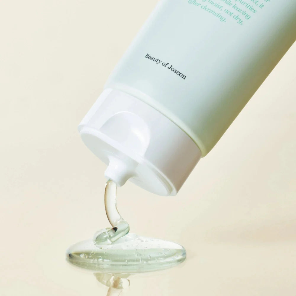 Green Plum Refreshing Cleanser (100ml)